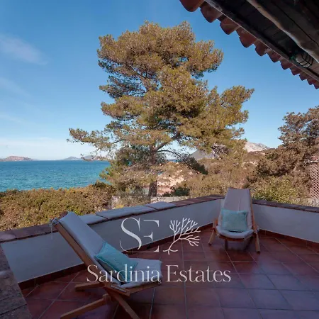 Sandalia - 10m To The Villa