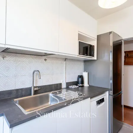 Sandalia - 10m To The Βίλα San Teodoro (Sardinia)