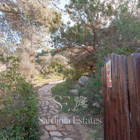 Villa Sandalia - 10 Meters To The Beach * San Teodoro (Sardinia)