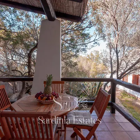 Villa Sandalia - 10 Meters To The Beach San Teodoro (Sardinia)