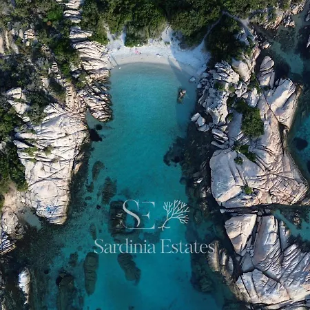 Villa Sandalia - 10 Meters To The Beach * San Teodoro (Sardinia)