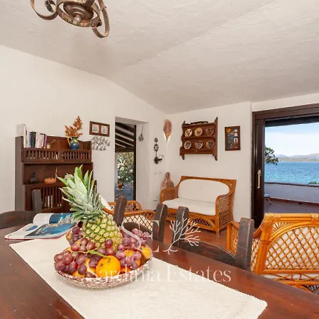 Villa Sandalia - 10 Meters To The Beach * San Teodoro (Sardinia)