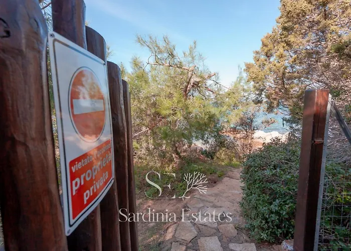 Sandalia - 10m To The Villa