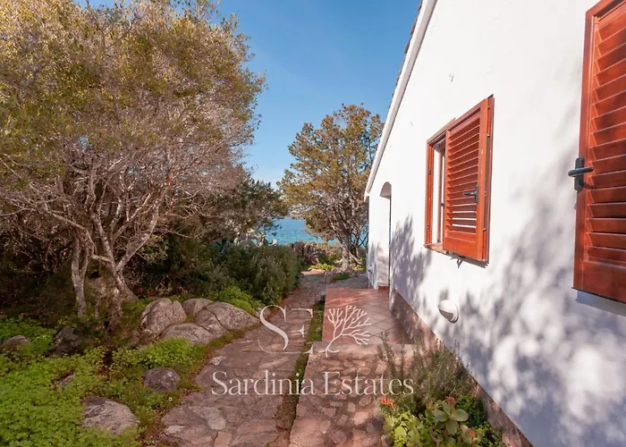 Sandalia - 10m To The Villa San Teodoro