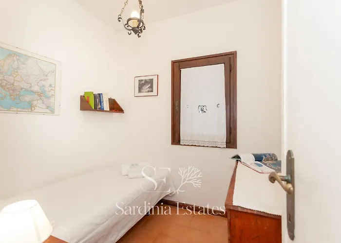 Sandalia - 10m To The Villa
